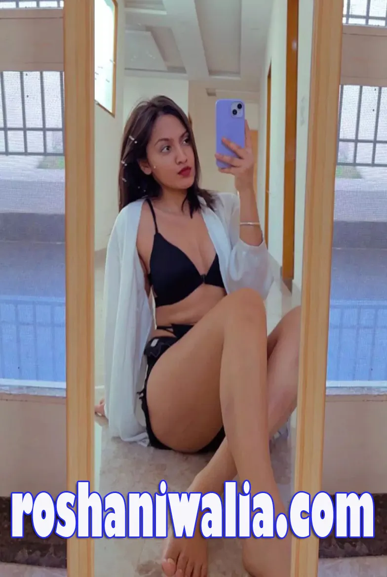Housewife escort In raipur